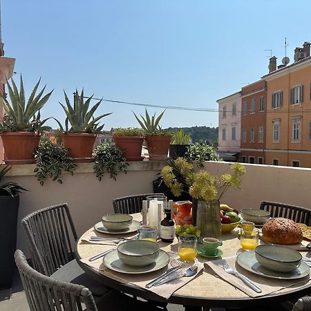 5C Luxury Apartment Ровинь Экстерьер фото
