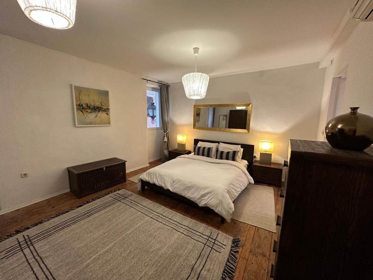 5C Luxury Apartment Ровинь Экстерьер фото